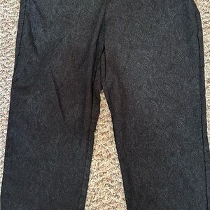 💚3/$25 16W Black Paisley Patterned Pants